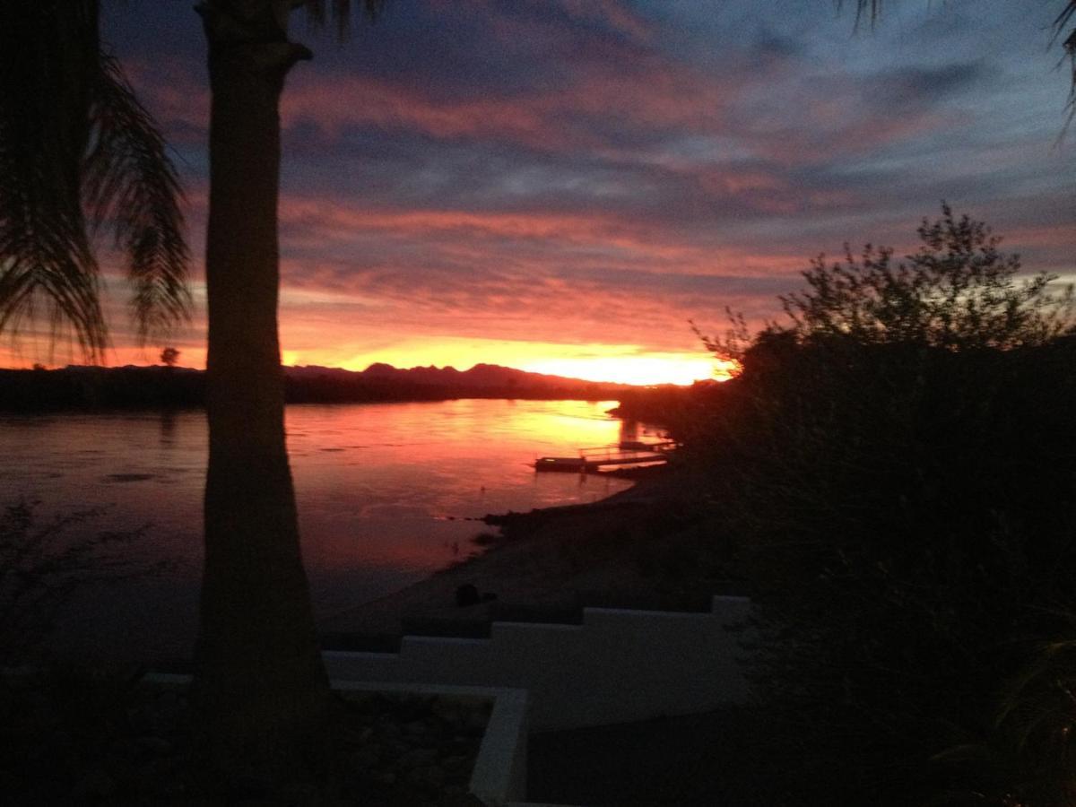 Magnificent Big River Home With Beautiful Views Parker Eksteriør billede
